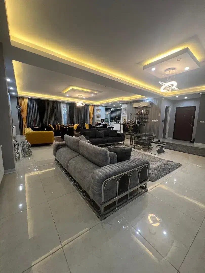 آپارتمان ۱۵۲ متری ۳ خوابه فلکه اول تهرانپارس