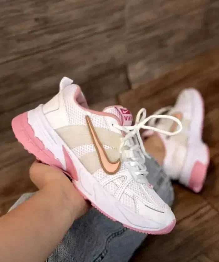 کفش اسپرت|کیف، کفش، کمربند|نورآباد ممسنی, |دیوار