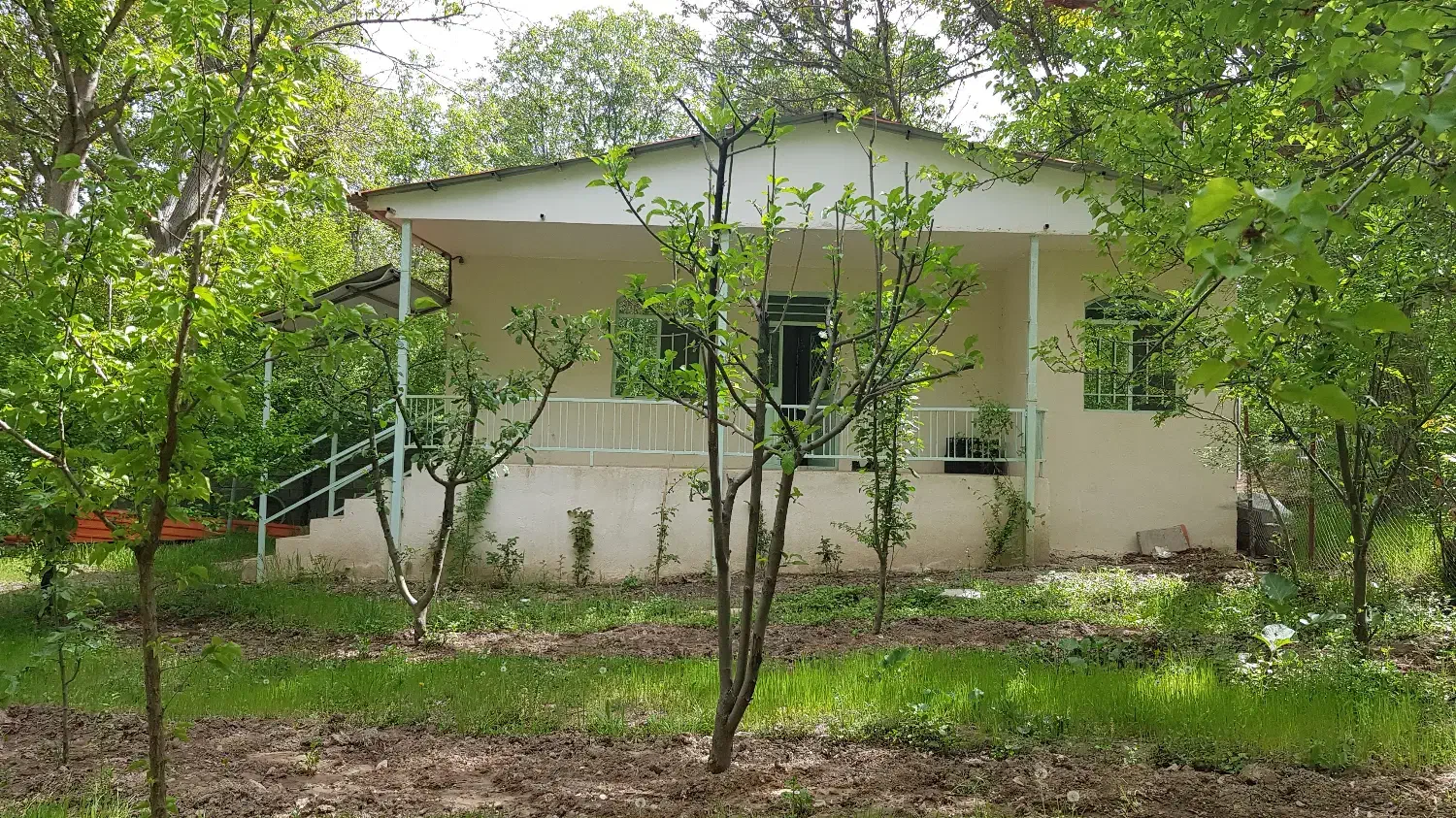 باغ زیبا و قابل سکونت با سند شش دانگ تک برگ|فروش زمین و ملک کلنگی|فیروزکوه, |دیوار