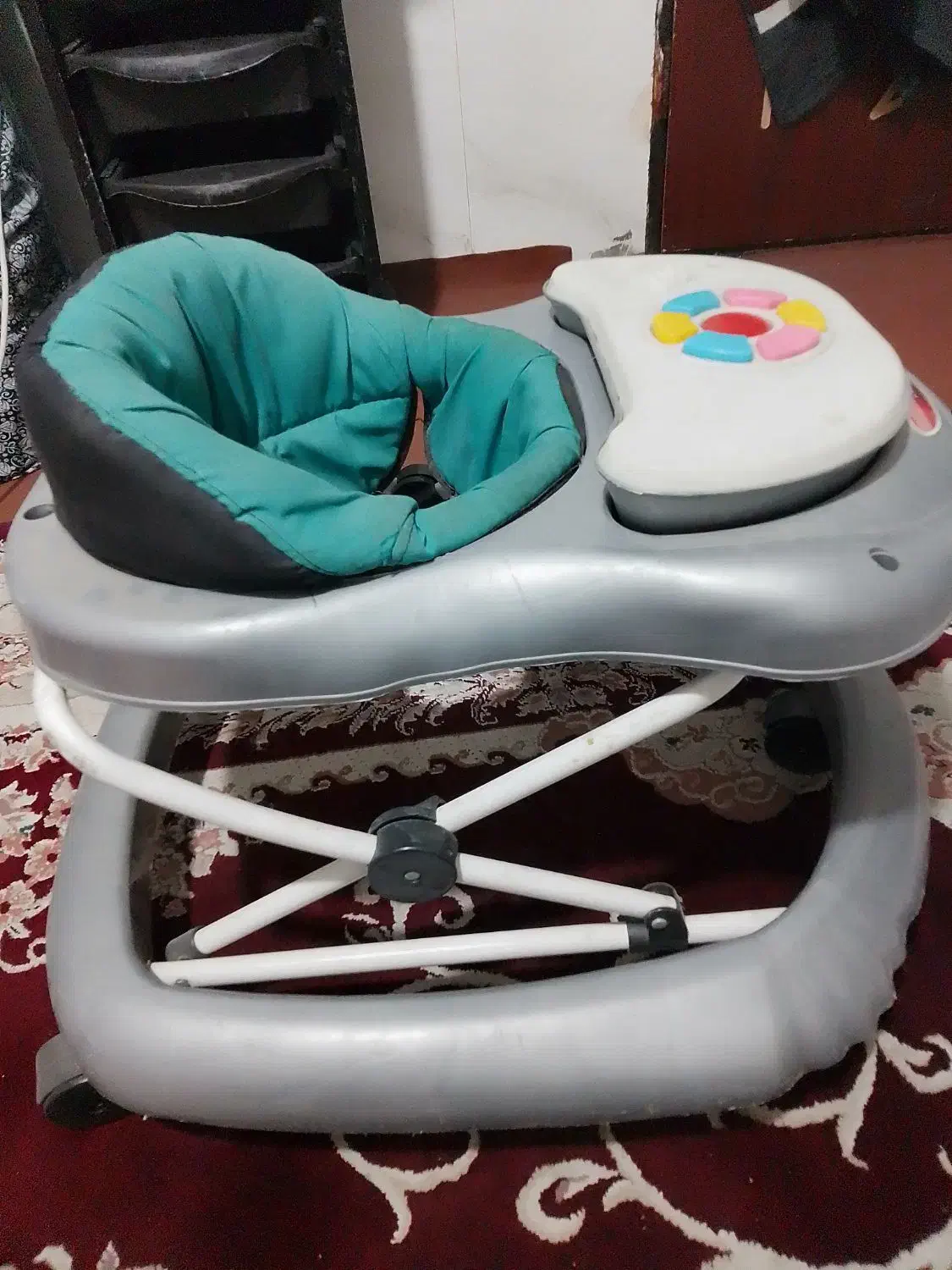 روروئک‌|کالسکه و لوازم جانبی|رباط‌کریم, نصیرشهر|دیوار