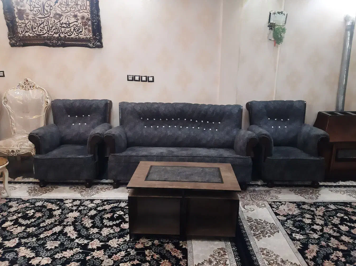 مبل راحتی سالم|مبلمان خانگی و میز عسلی|رباط‌کریم, آدران|دیوار