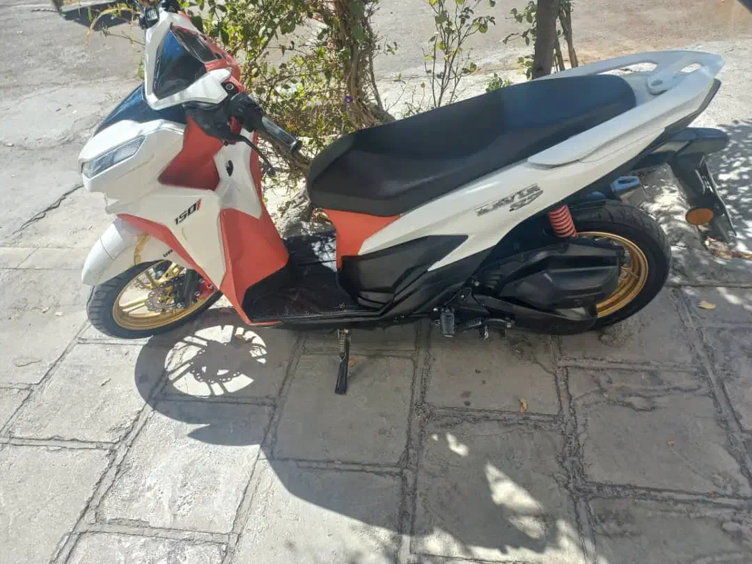 موتور بی کلاج کلیک|موتورسیکلت|باغ بهادران, |دیوار