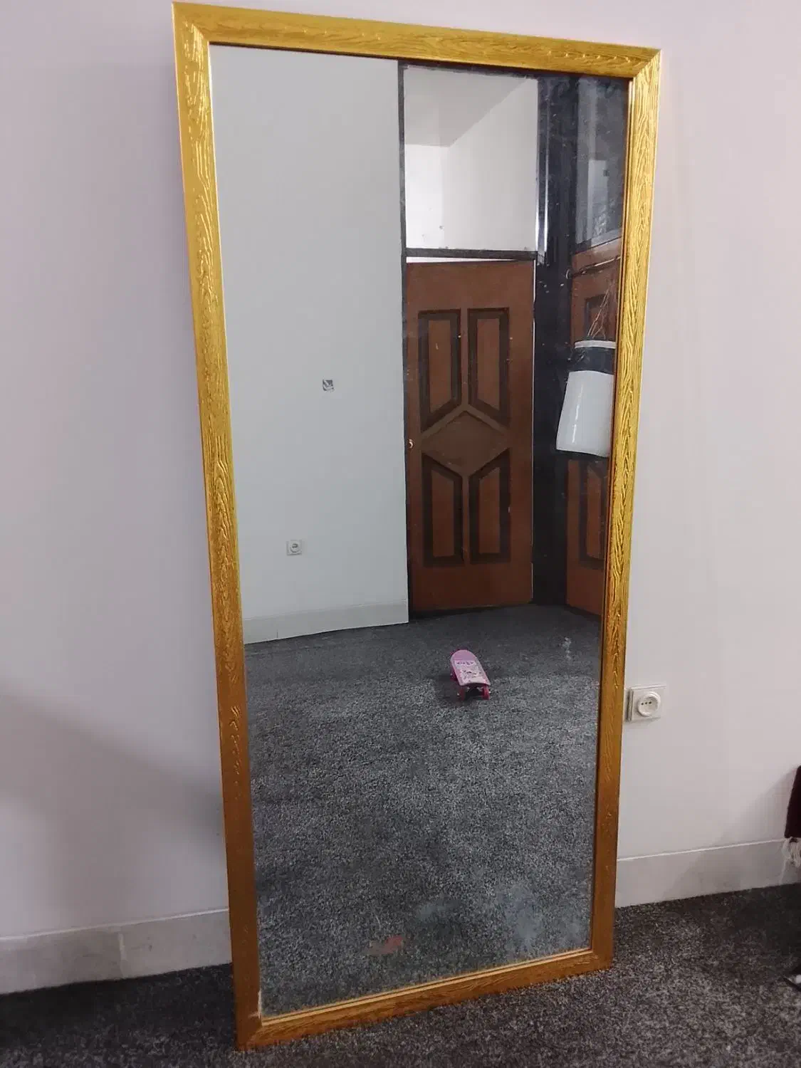 آیینه|آینه|یاسوج, |دیوار