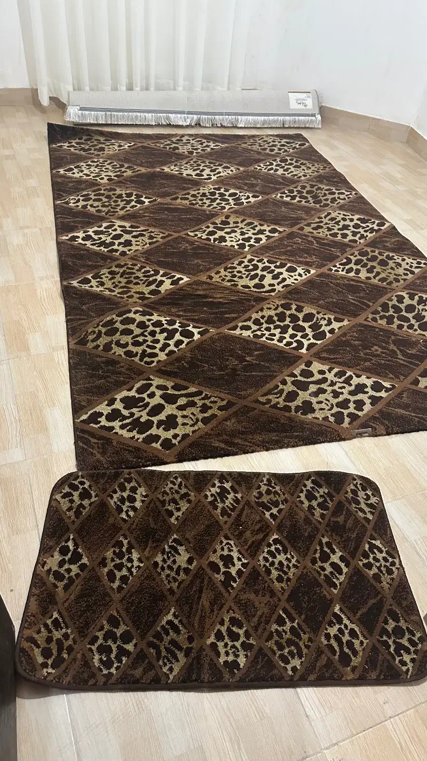 فرش|فرش|فومن, |دیوار