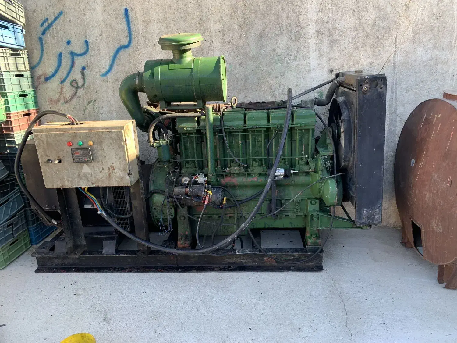 ژنراتور با دینام  ۱۴۵ کاوا لیستر|ماشین‌آلات صنعتی|دورود, |دیوار