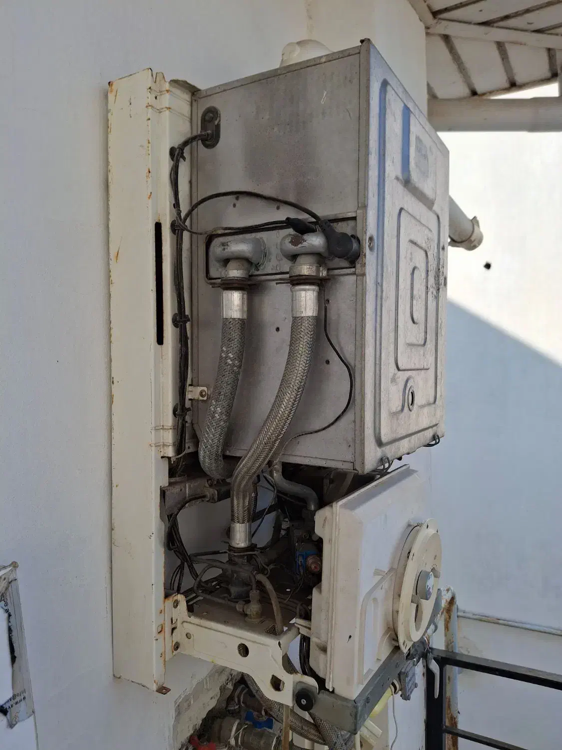 پکیج بوتان ۲۸۰۰۰|آبگرمکن، پکیج، شوفاژ|چالوس, |دیوار