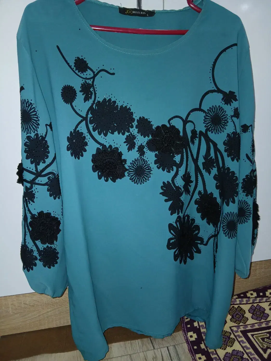 بلوز مجلسی گل برجسته نگین دار|لباس|اردبیل, |دیوار