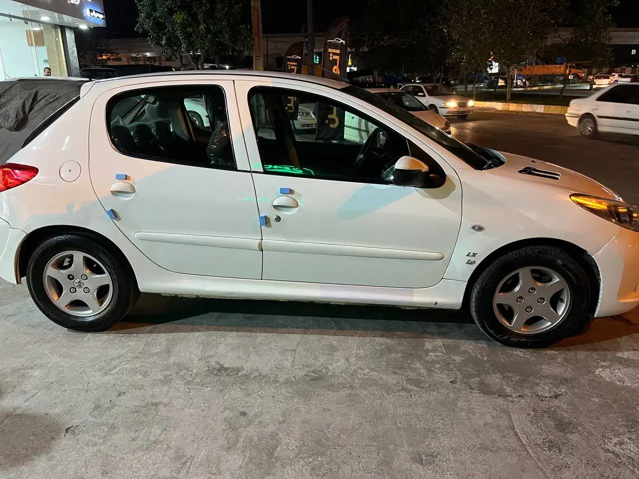 ۲۰۷ مدل ۱۳۹۰ بی رنگ|خودرو سواری و وانت|جویبار, |دیوار