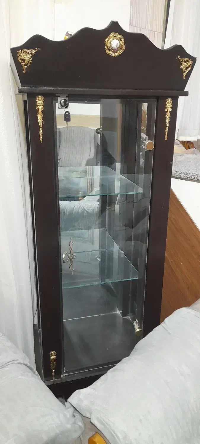 ویترین|بوفه، ویترین، کنسول|خمینی‌شهر, |دیوار