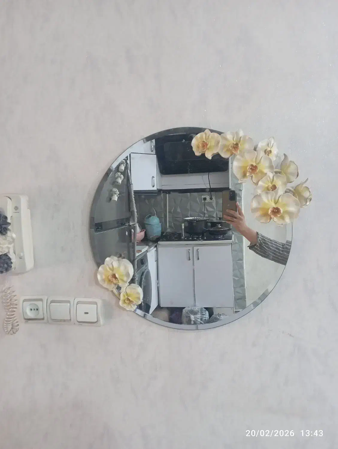 آینه گرد|آینه|اهواز, شهرک دانشگاه|دیوار