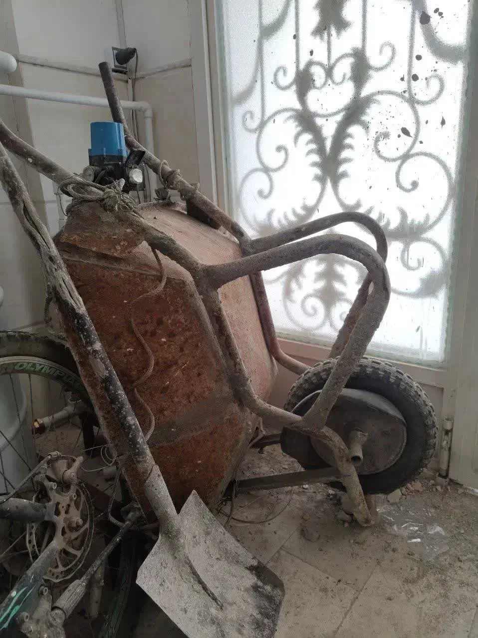 فرغون|مصالح و تجهیزات ساختمان|قم, باغ کرباسی|دیوار