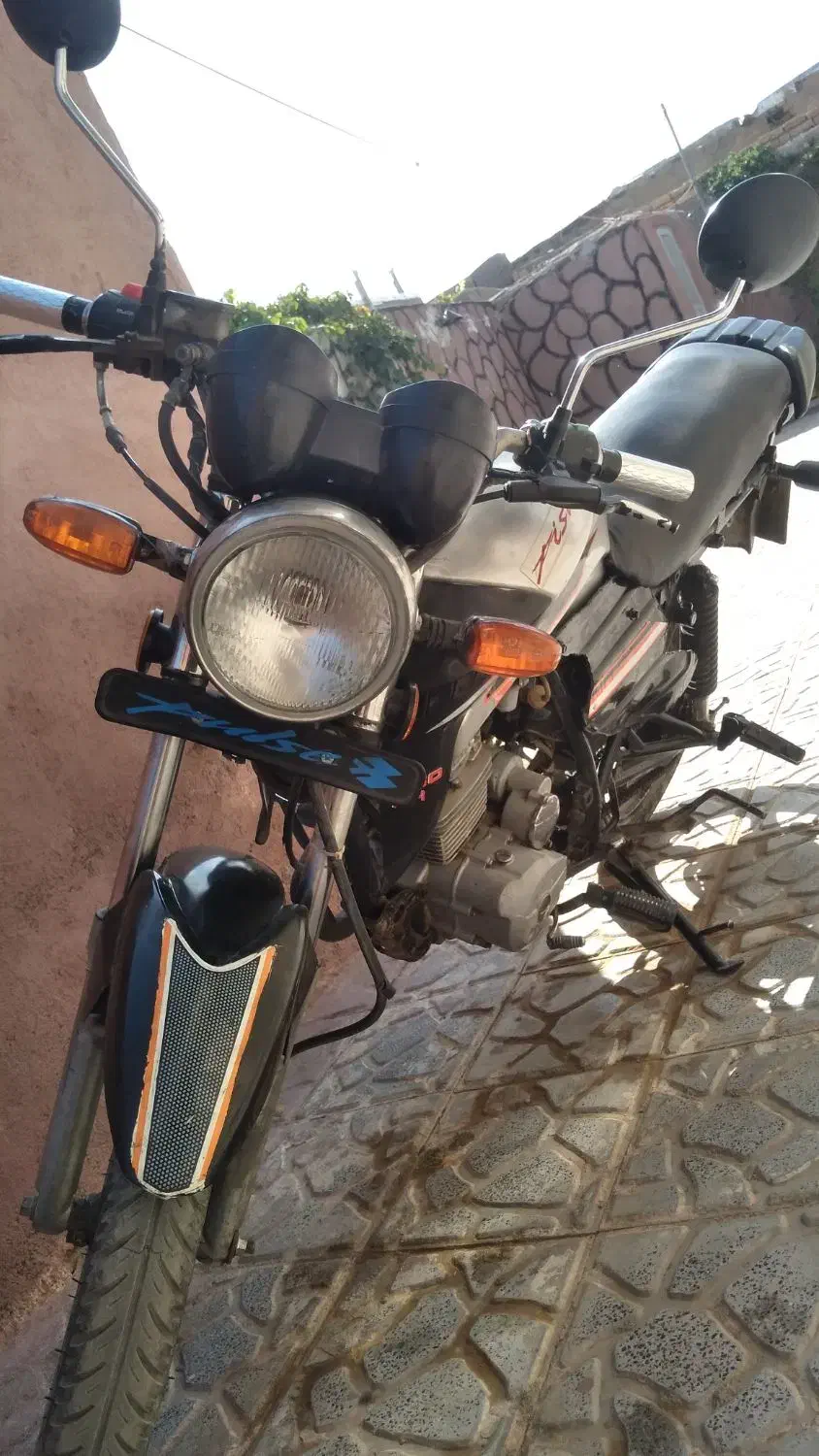 موتور پیشتاز سی جی ال ۱۵۰ و دوچرخه ۲۶|دوچرخه، اسکیت، اسکوتر|تربت جام, جامرود|دیوار