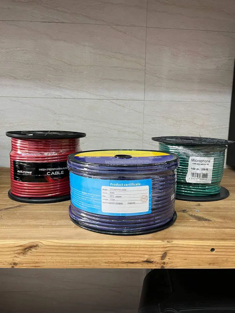 کابل میکروفن|صوتی و تصویری|اصفهان, خلجا|دیوار