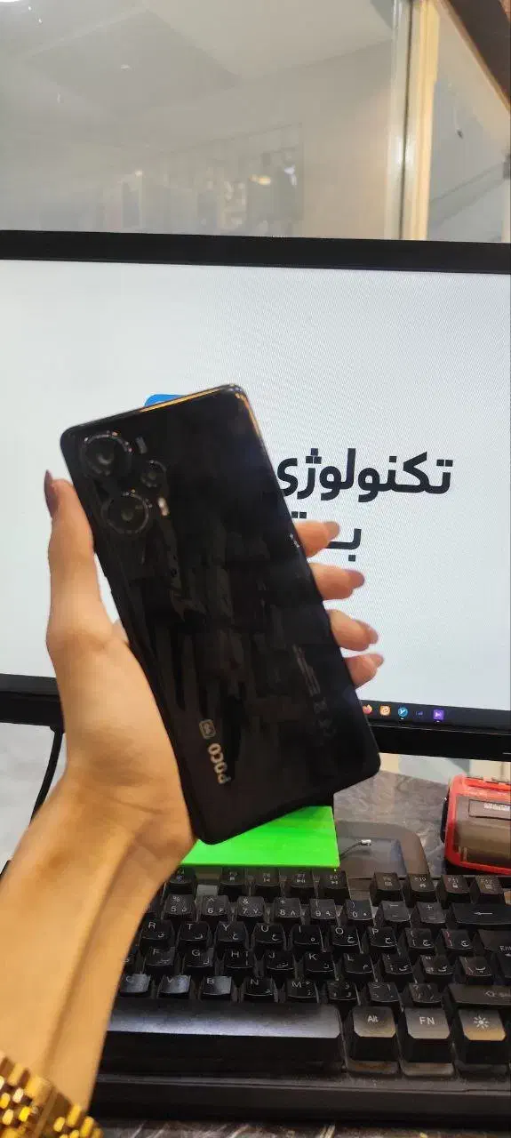 گوشی شیاومی poco f5 با حافظه 256|موبایل|اصفهان, باغ زرشک|دیوار