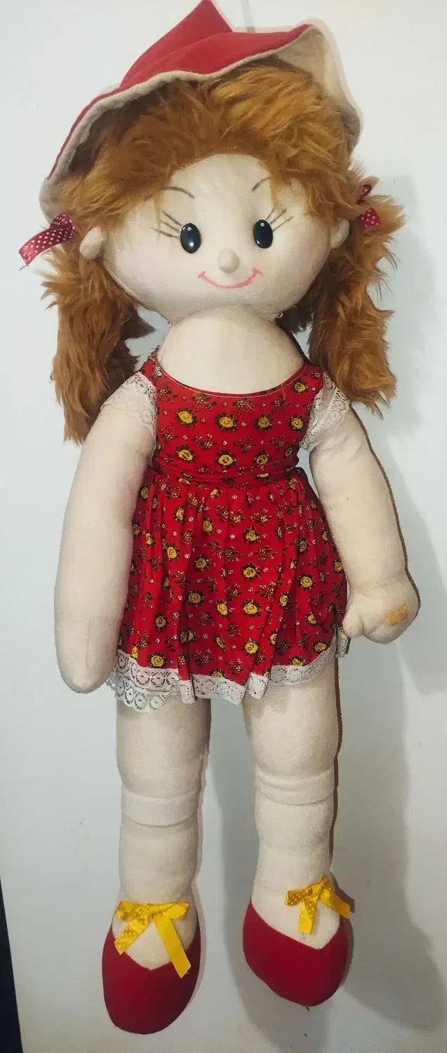 دو عروسک زیبا دخترانه|اسباب‌‌بازی|رشت, گلباغ نماز|دیوار