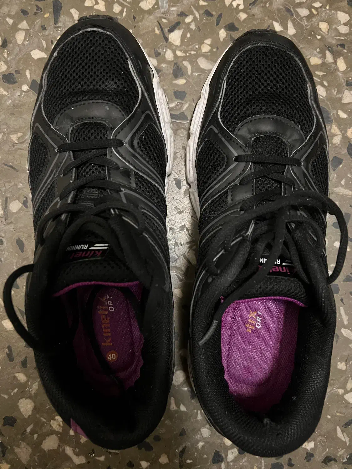 کفش کنیتیکس|کیف، کفش، کمربند|تبریز, |دیوار