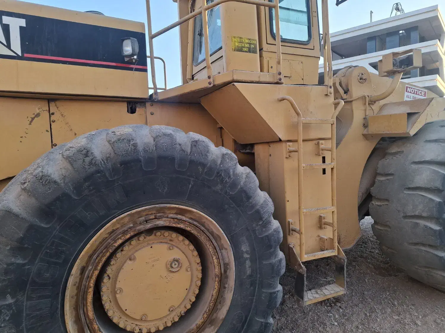 لودر 988f1|خودرو سنگین|اصفهان, ملک|دیوار