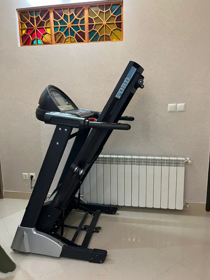 تردمیل فورد ایتالیایی اصلی|تجهیزات ورزشی|مشهد, هفده شهریور|دیوار