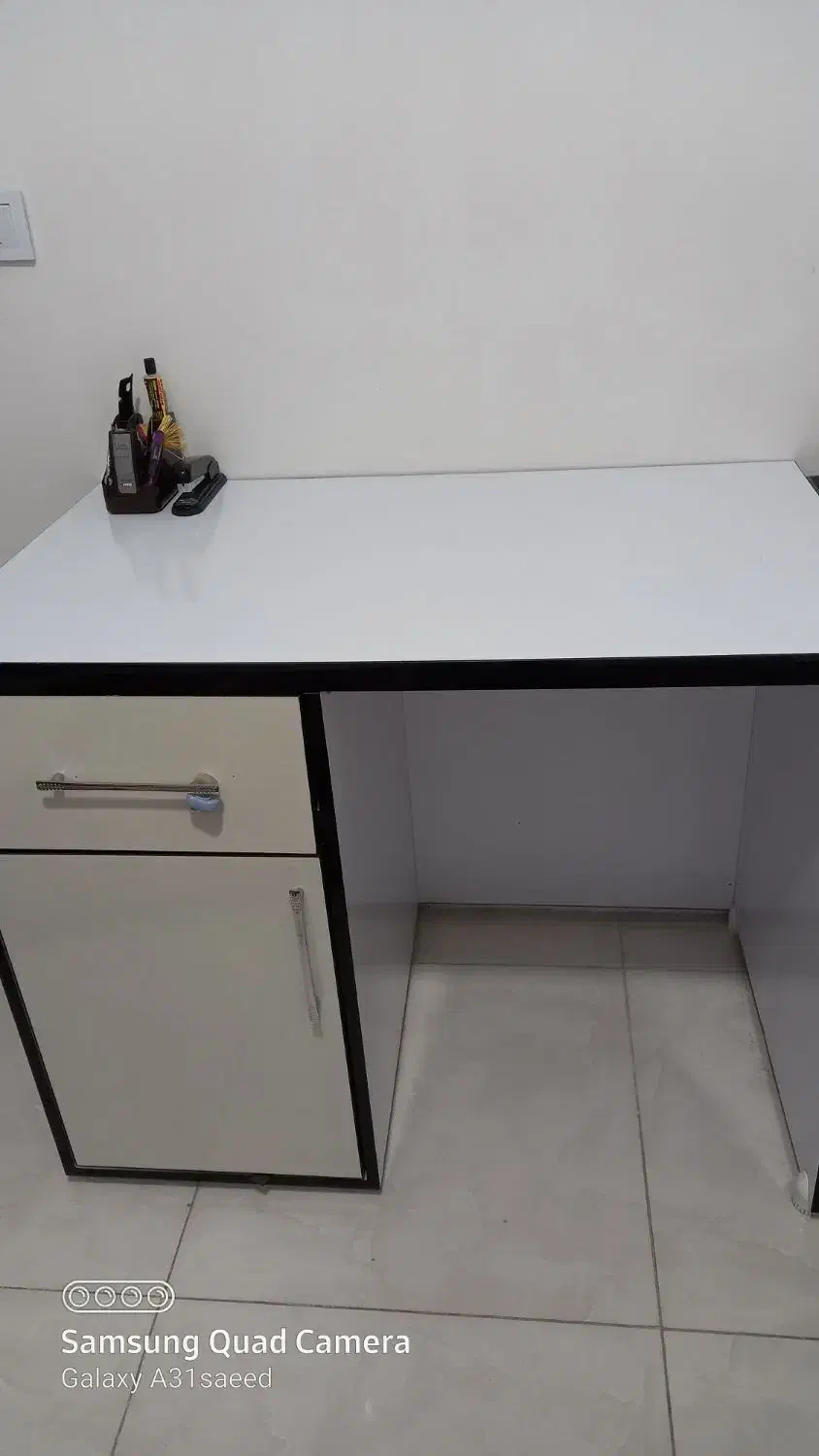 میز تحریر،کار،کامپیوتر|میز تحریر و کامپیوتر|کرمانشاه, |دیوار