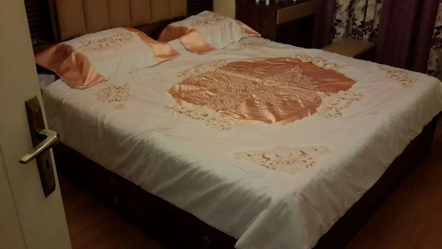 لحاف پشمی دو نفره بزرگ . لحاف کرسی|رختخواب، بالش، پتو|تبریز, |دیوار