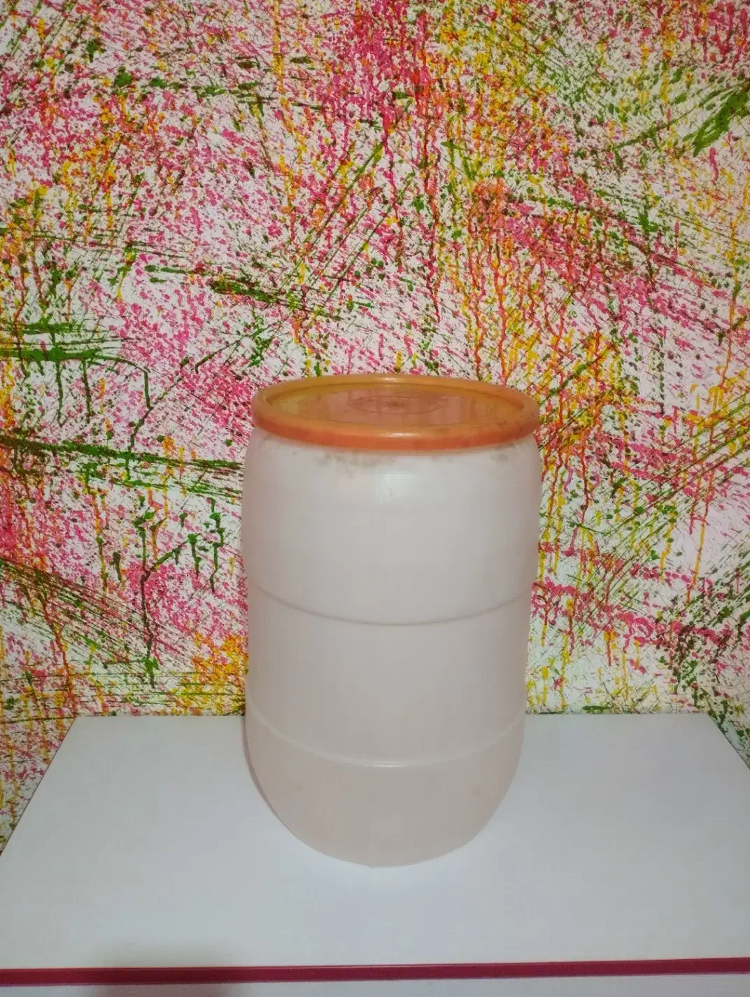 جابرنجی بزرگ|ظروف نگهدارنده، پلاستیکی، یک‌بارمصرف|سرخرود, |دیوار