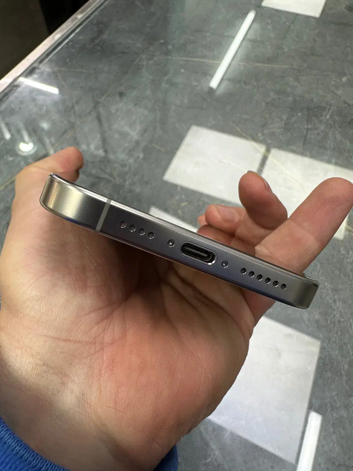 Iphone 16 pro max 256 ZAA با گارانتی|موبایل|فردیس, شهرک شهید حسینی|دیوار