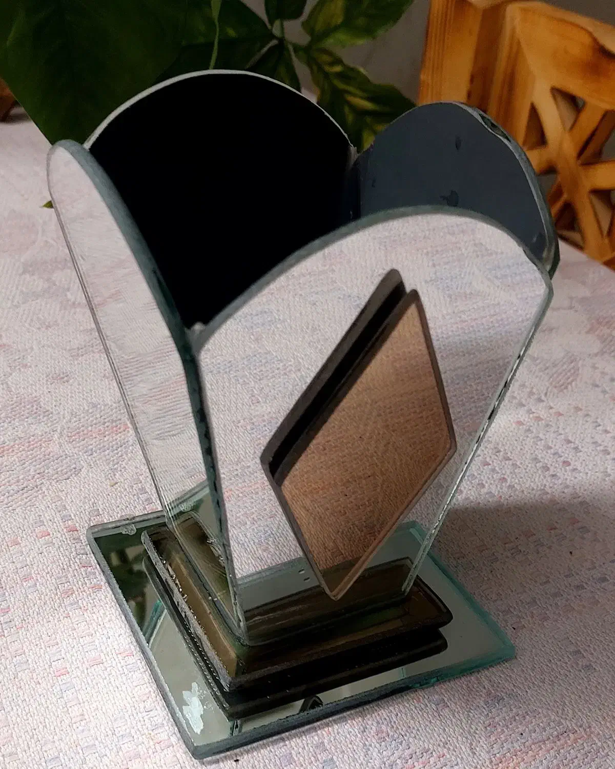 گلدان|گل و گیاه طبیعی|کرج, اصفهانی‌ها|دیوار