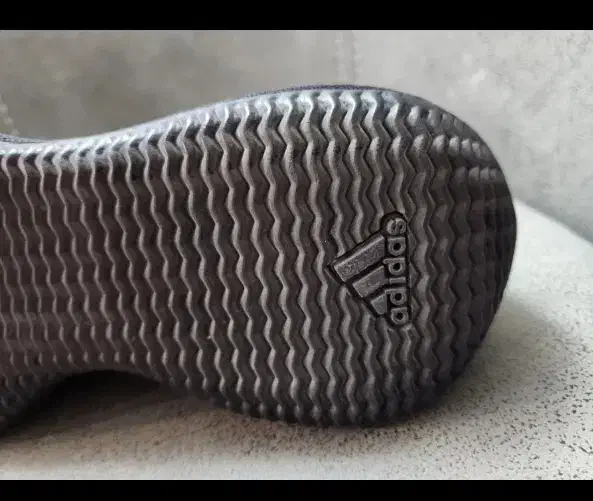 آدیداس yeezy ییزی|کیف، کفش، کمربند|تهران, حکیمیه|دیوار