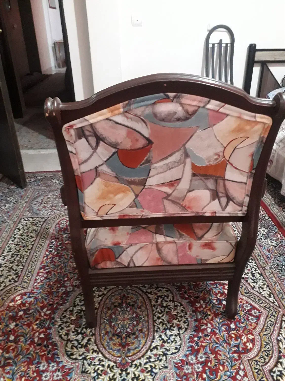 مبل هشت نفره|مبلمان خانگی و میز عسلی|صدرا-فارس, فاز ۱|دیوار