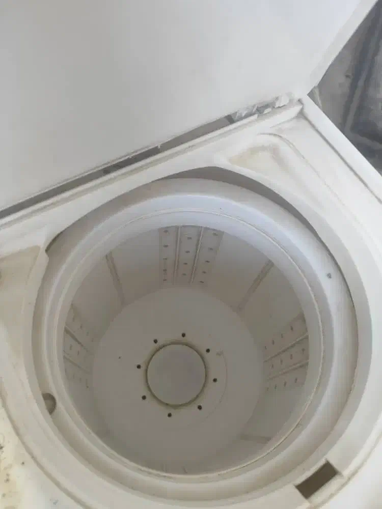 لباسشویی|ماشین لباسشویی و خشک‌کن لباس|شاهین‌شهر, عطار|دیوار