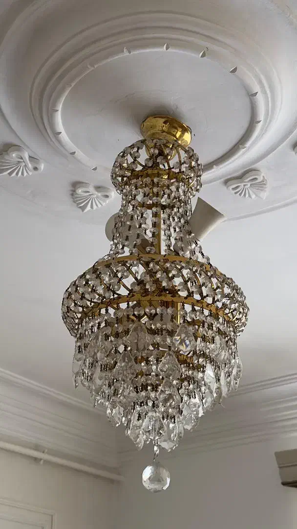 لوستر کریستالی با تخفیف عالی|لوستر و چراغ آویز|رشت, تازه آباد|دیوار
