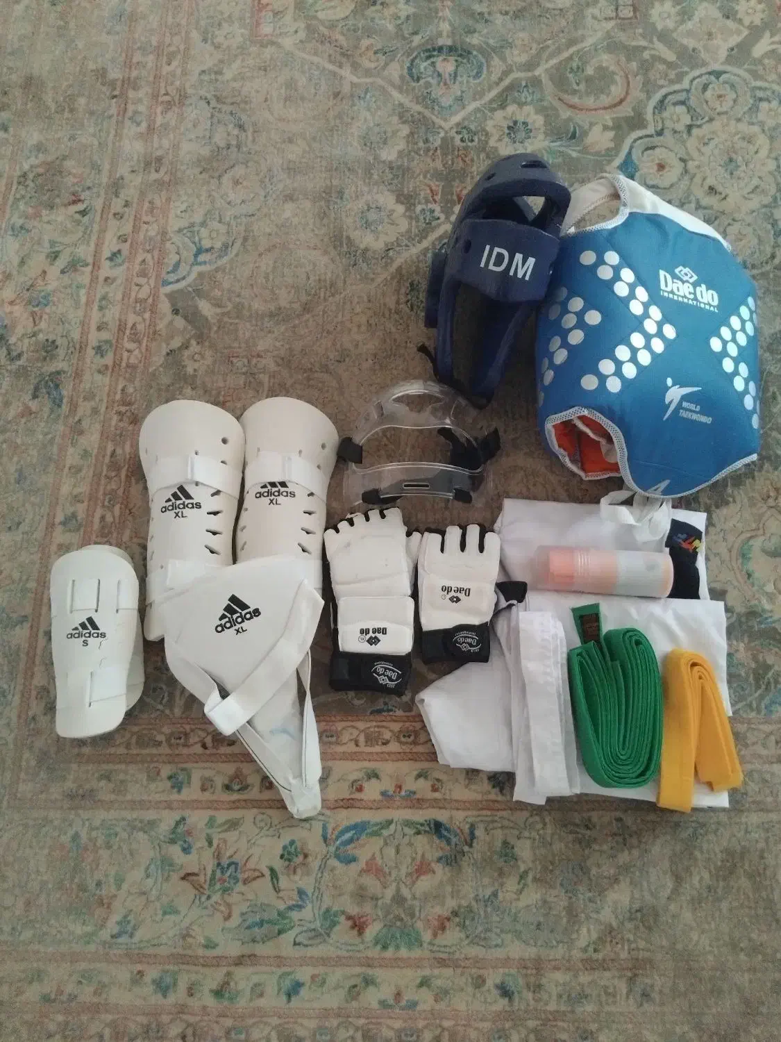 پک تکواندو|لباس|خرمآباد, |دیوار