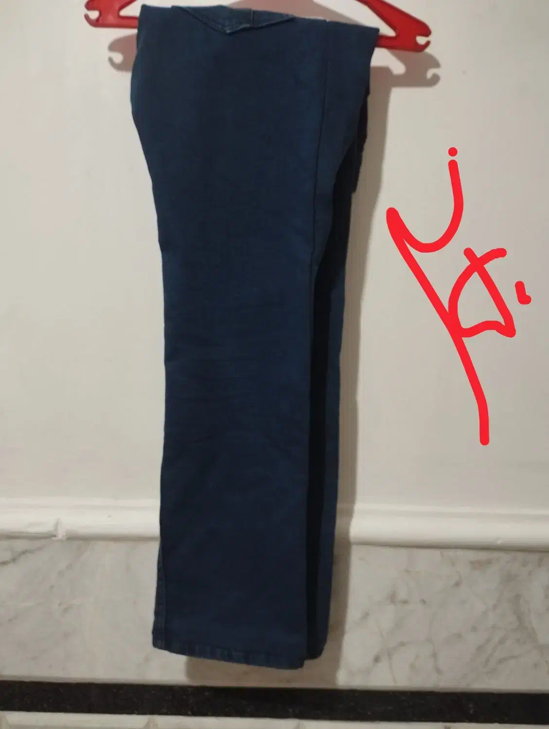 تعدادی لباس|لباس|زاهدان, |دیوار