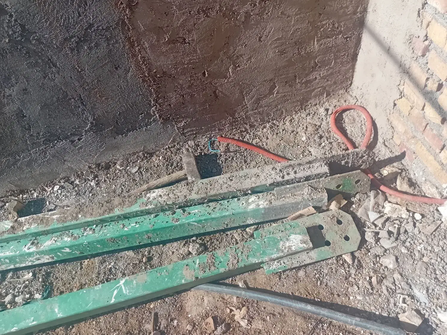 ۱۰ در ۱۰ ۳ متر|مصالح و تجهیزات ساختمان|بالا ولایت, |دیوار