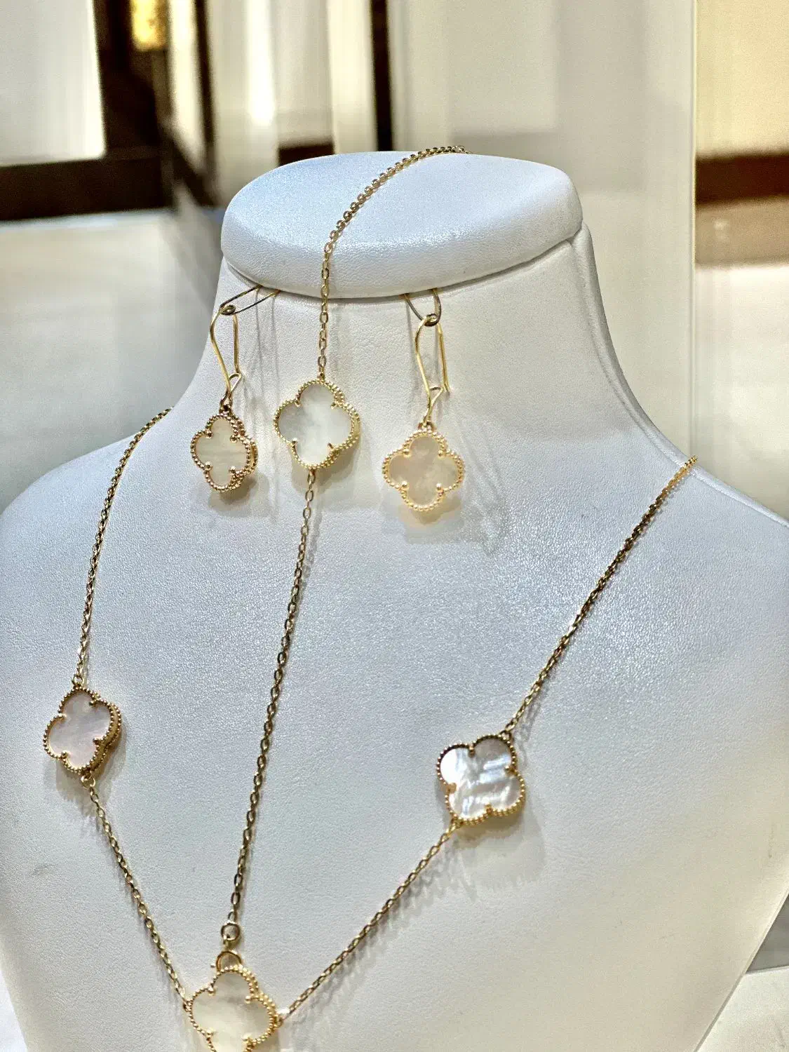 سرویس ونکلیف سفید|جواهرات|بندرعباس, |دیوار