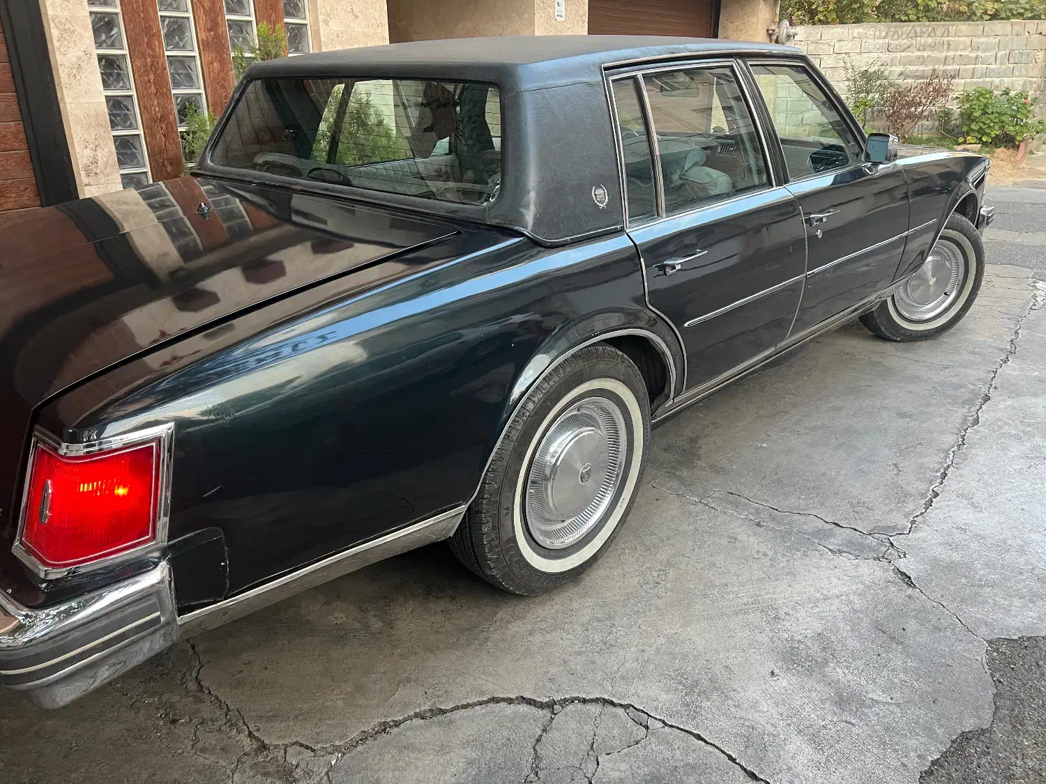 کادیلاک سویل|خودرو کلاسیک|ساری, |دیوار