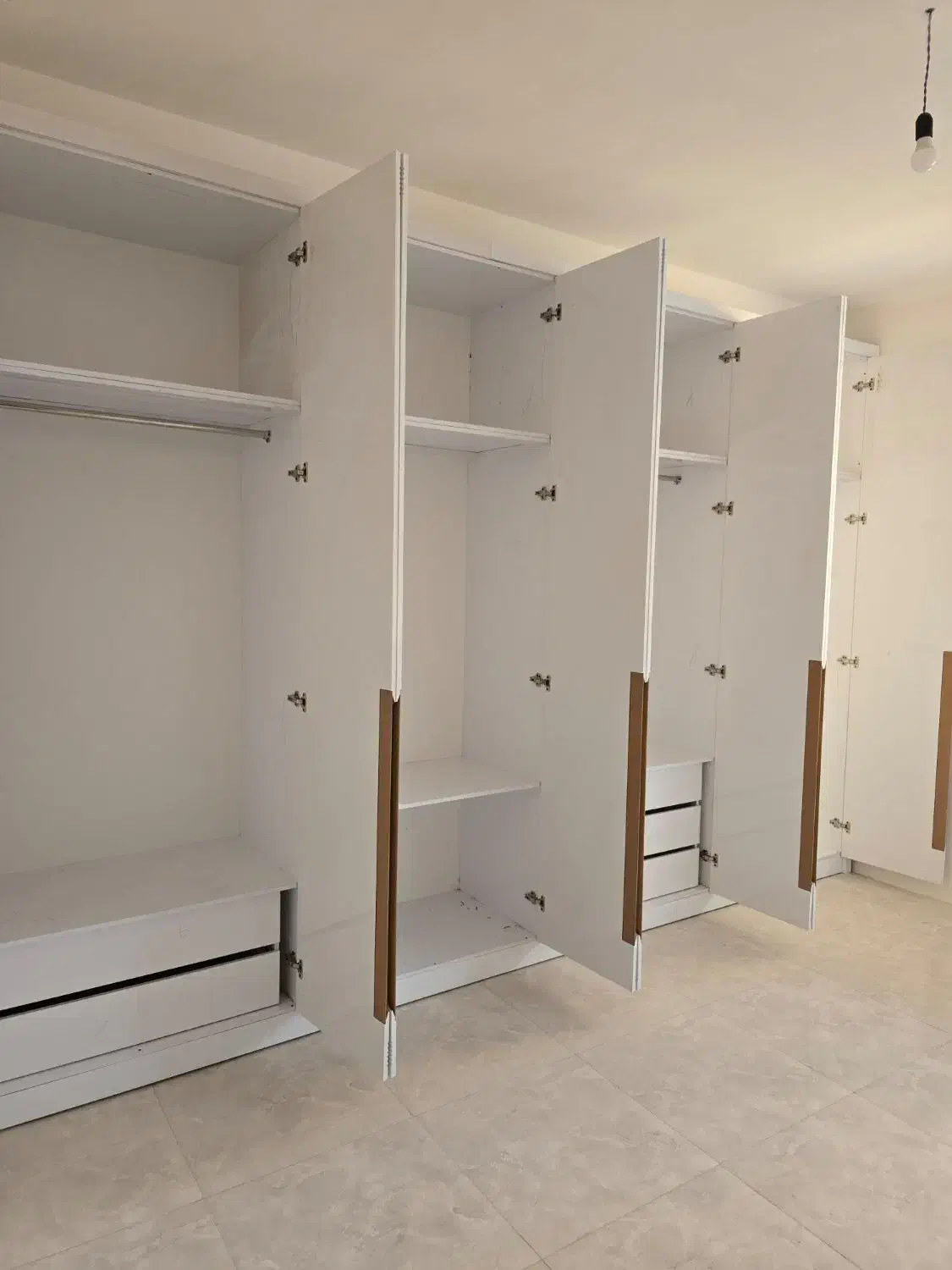 کمد دیواری مستقیم از تولیدی با ضمانت قیمت|مصالح و تجهیزات ساختمان|کرج, خرمدشت|دیوار