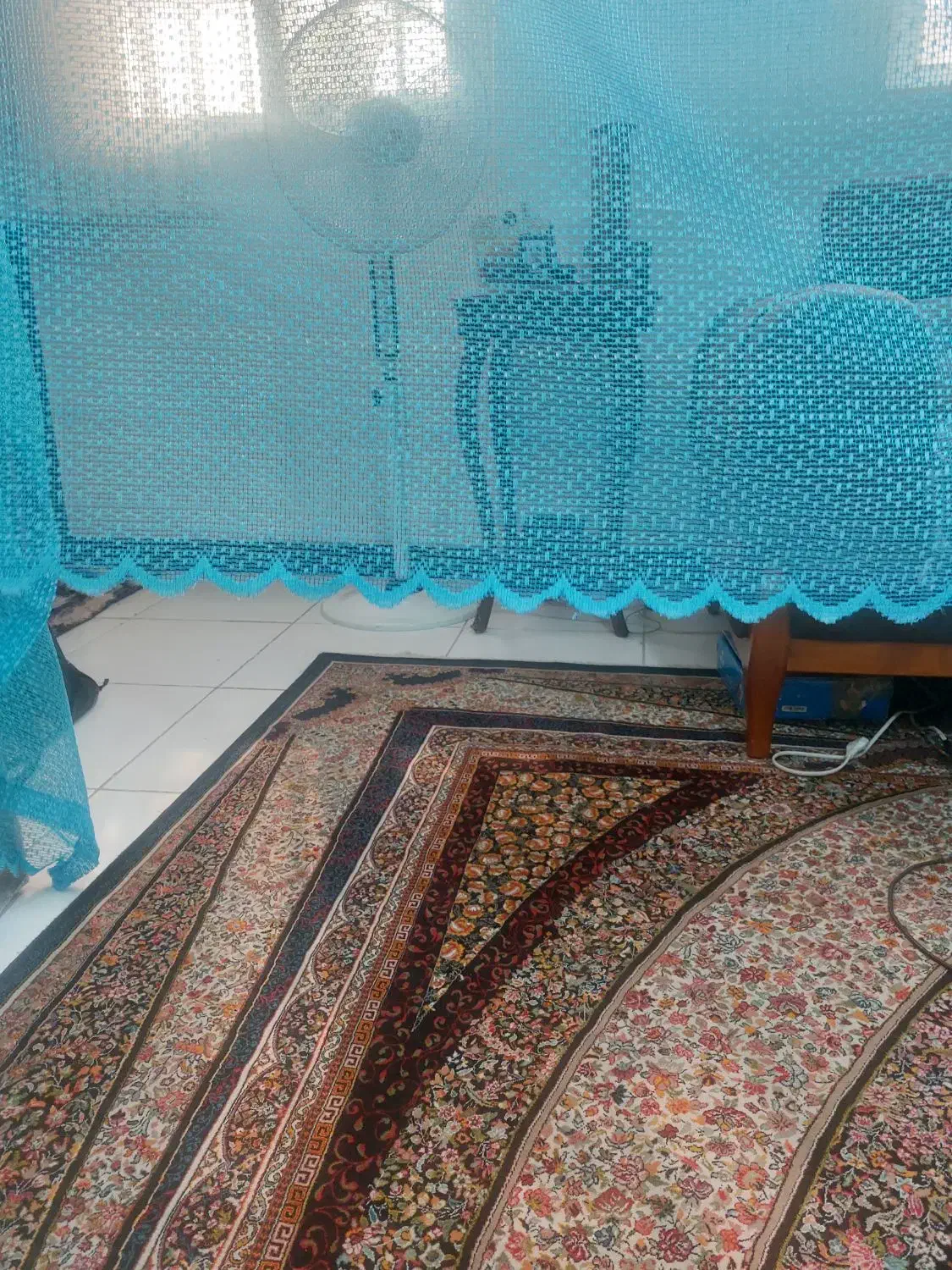 پرده قرمز و آبی|پرده، رانر، رومیزی|تهران, تهران‌نو|دیوار