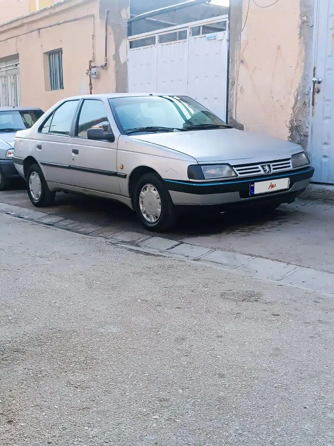 پژو ۴۰۵ مدل۸۸ تمام فابریک|خودرو سواری و وانت|شیراز, سعدیه جنوبی|دیوار