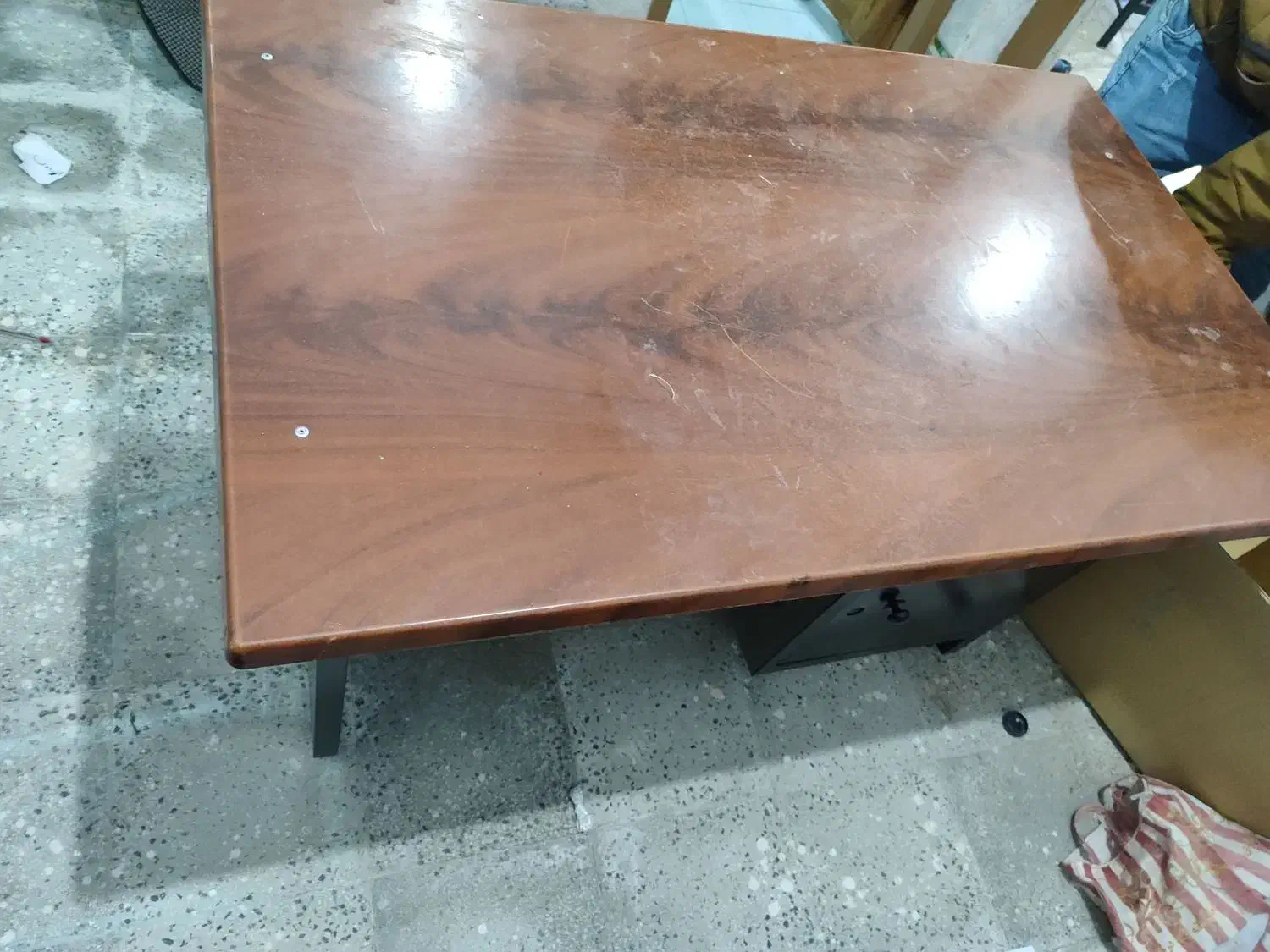 میز|میز تحریر و کامپیوتر|نهبندان, |دیوار