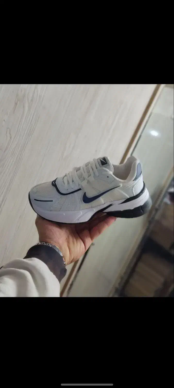 فروش انواع نیم بوت و کفش اسپرت|کیف، کفش، کمربند|خرمآباد, |دیوار