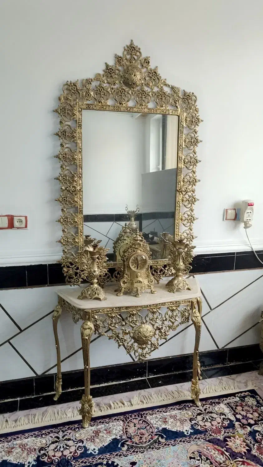 آینه شمعدان طرح برنز درجه یک ومبل راحتی|آینه|نورآباد, |دیوار