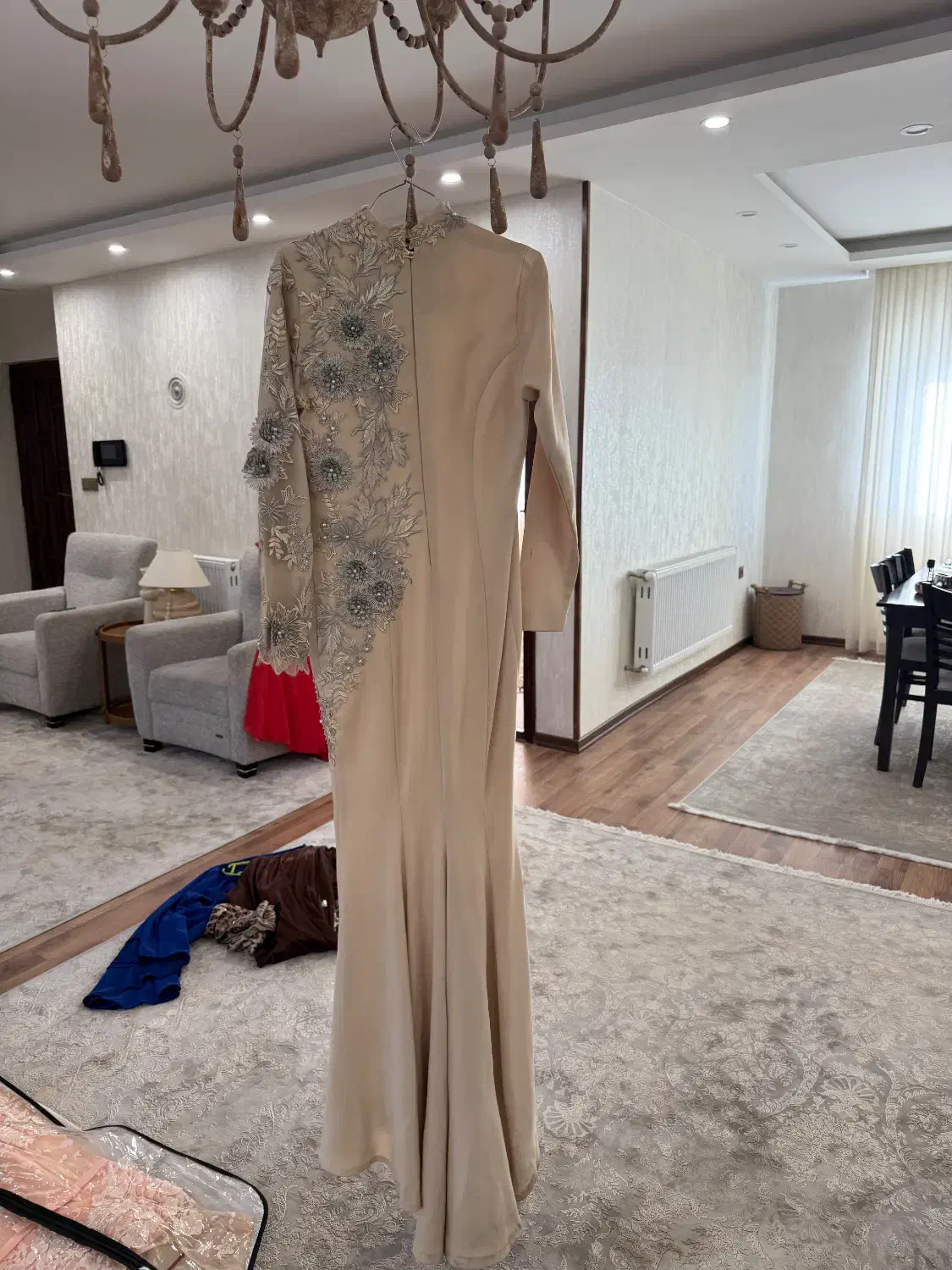 پیراهن مجلسی|لباس|علی‌آباد کتول, |دیوار