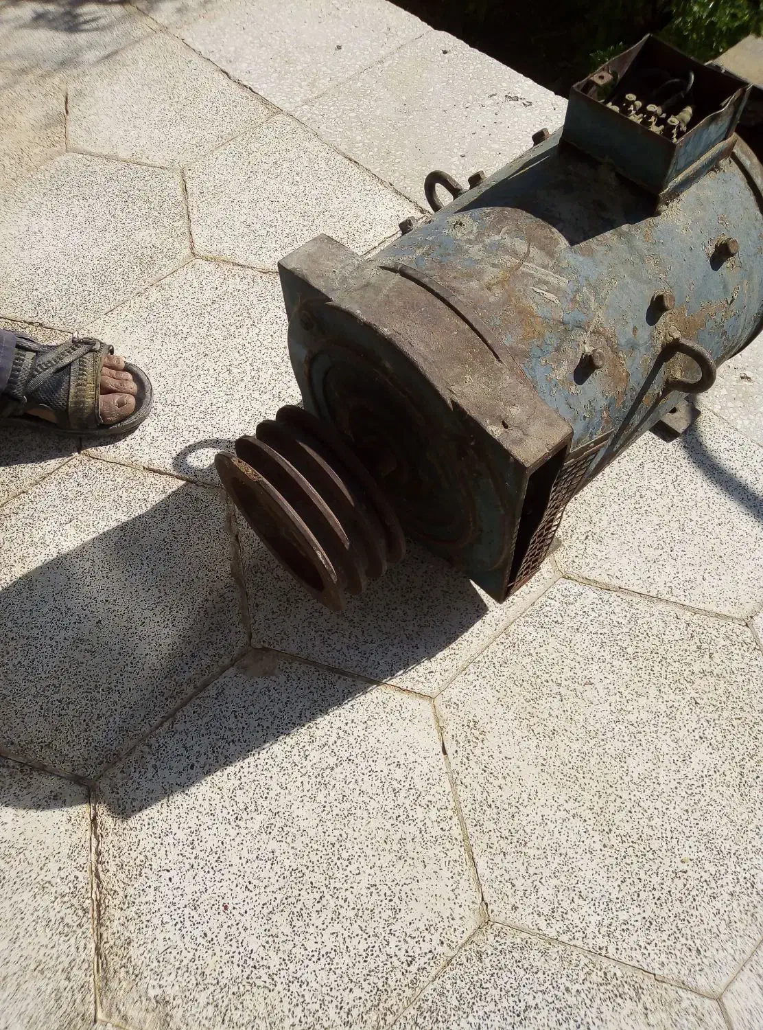 دینام 3فاز 10 کاوا 15 آمپر 1500 دور|ماشین‌آلات صنعتی|روداب, |دیوار