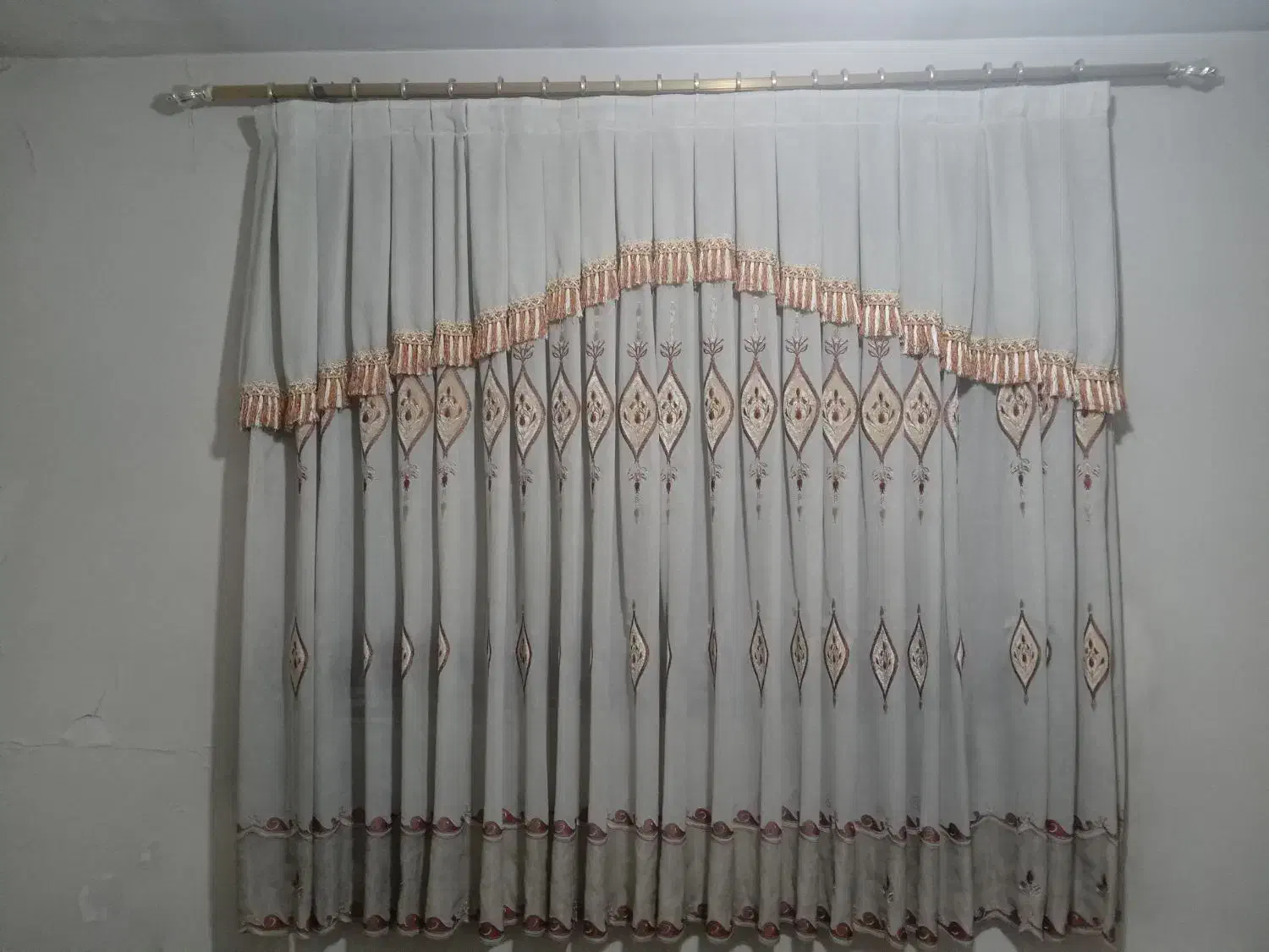 ۳ عدد پرده حریر به فروش میرسد|پرده، رانر، رومیزی|تهران, تهرانسر شمالی|دیوار