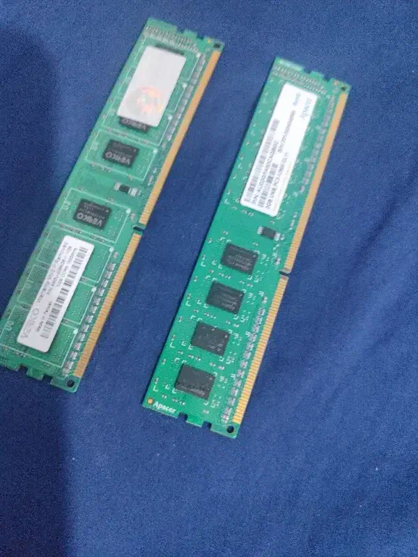 دوتا رم چهار گیگ|قطعات و لوازم جانبی رایانه|بندر انزلی, جهانگانی|دیوار