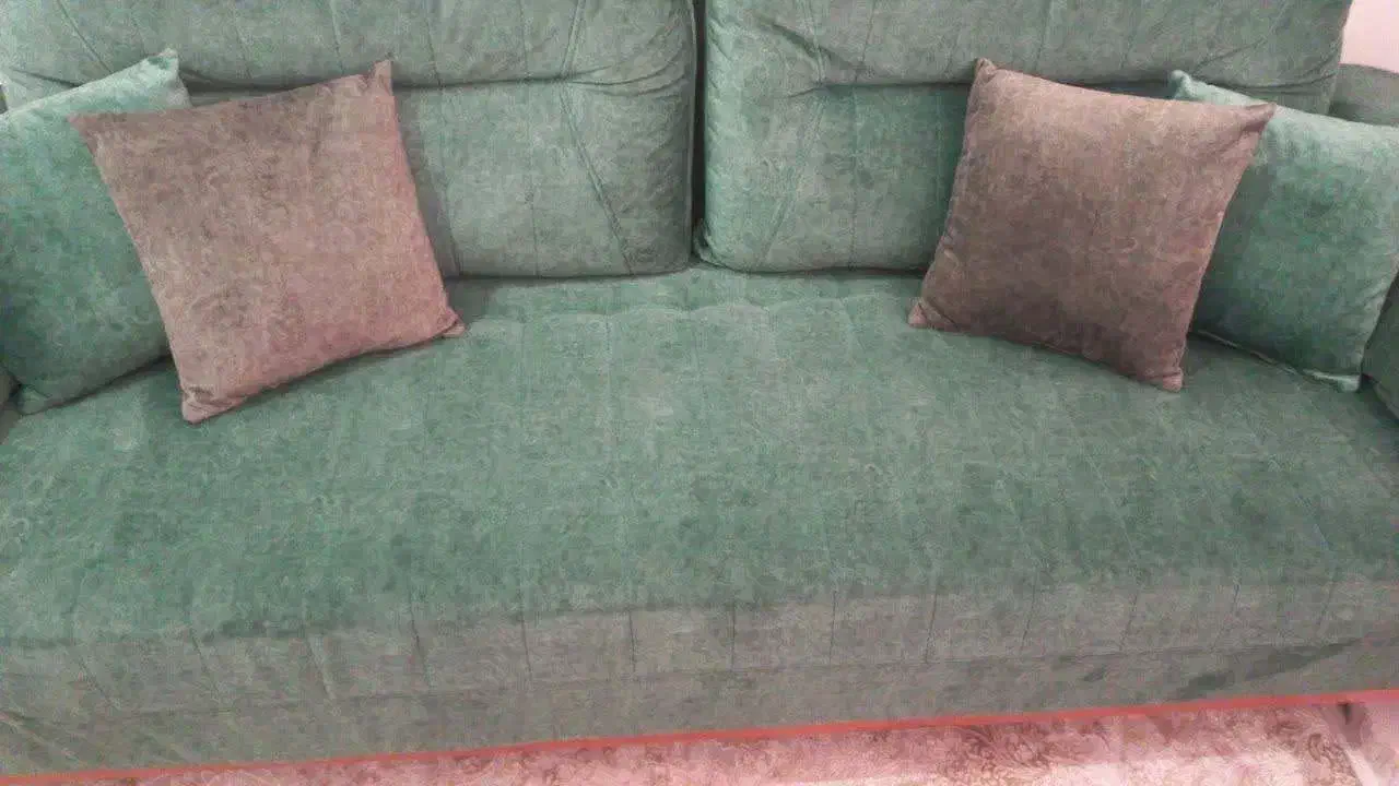 کاناپه سه نفره در حد نو خیلی تمیز وسالم|مبلمان خانگی و میز عسلی|قدس, شهرقدس|دیوار