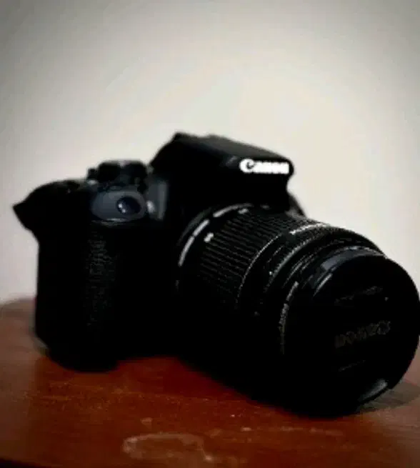 دوربین canon 700d درحد نو|دوربین عکاسی و فیلمبرداری|کرج, کوی مدرس|دیوار