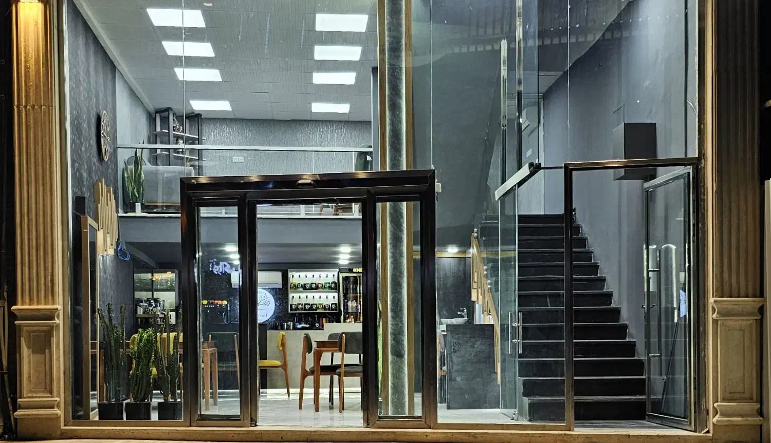 تجهیزات کافی شاپ|کافیشاپ و رستوران|کرمان, |دیوار