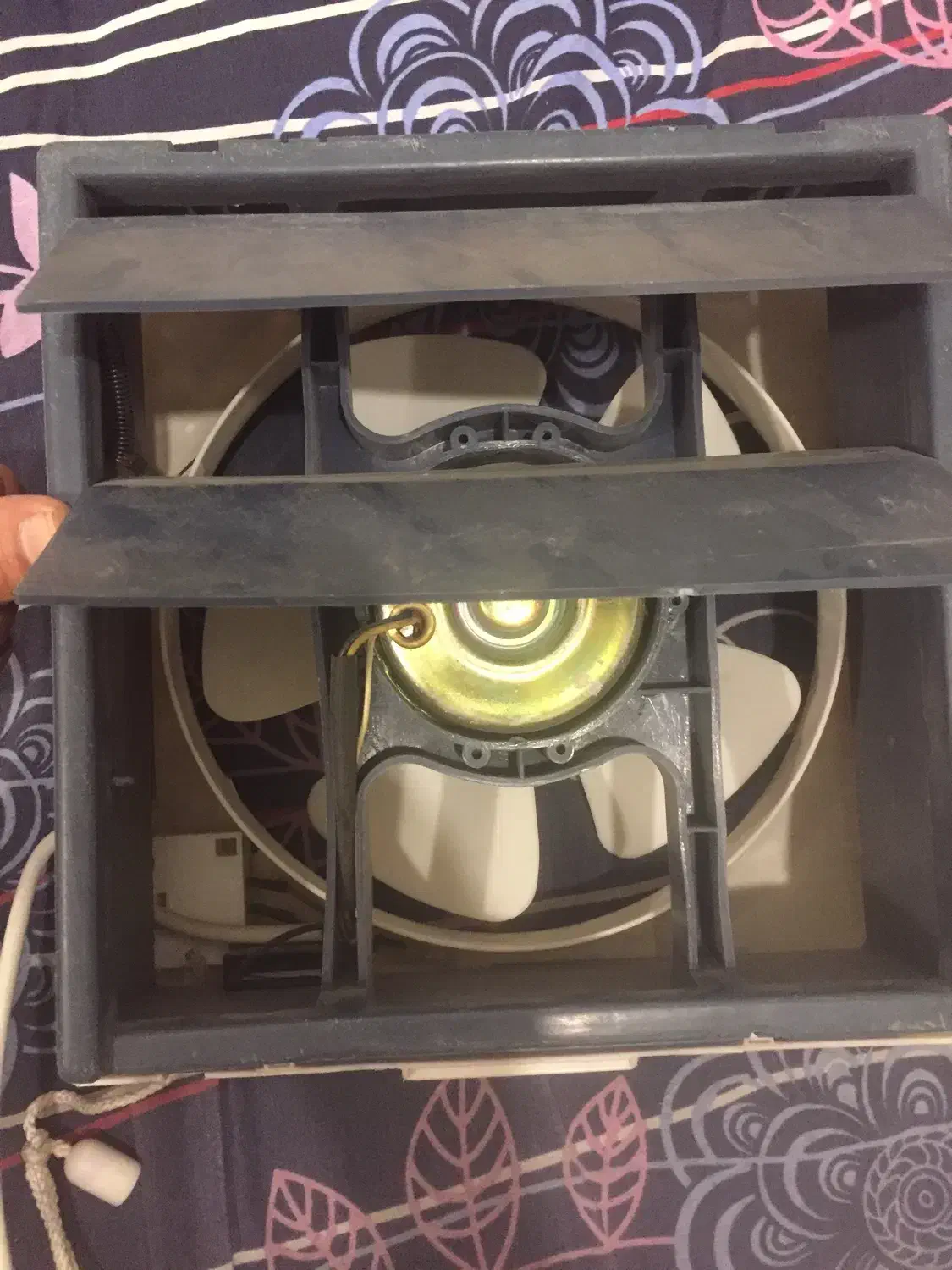 فن هواکش سالنی. کارگاهی.|پنکه و تصفیهکنندهٔ هوا|همدان, |دیوار